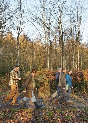 Living with Trees: A Common Ground Handbook by Walter, Robin