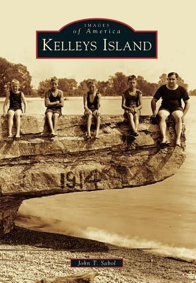 Kelleys Island by Sabol, John T.
