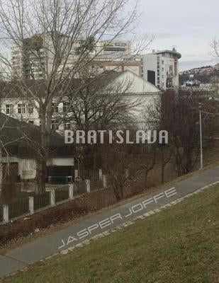 Bratislava by Joffe, Jasper
