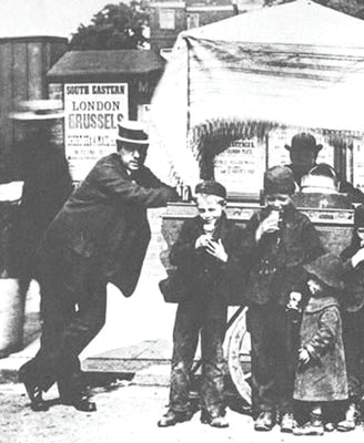 Feeding the Nation: Nutrition and Health in Britain Before World War One by Akiyama, Yuriko