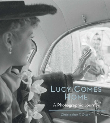 Lucy Comes Home by Olsen, Christopher